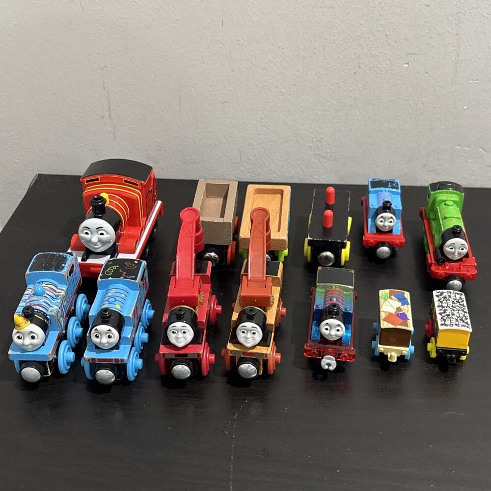 Thomas The Train And Friends Lot Of 13 Wooden Plastic Magnetic